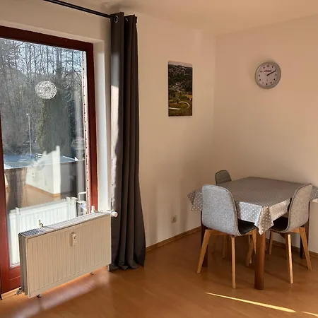 Henriette Apartment