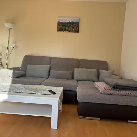 Henriette Apartment